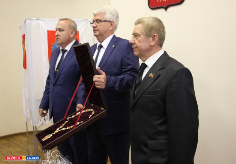 Депутаты выбрали мэра города Ейска