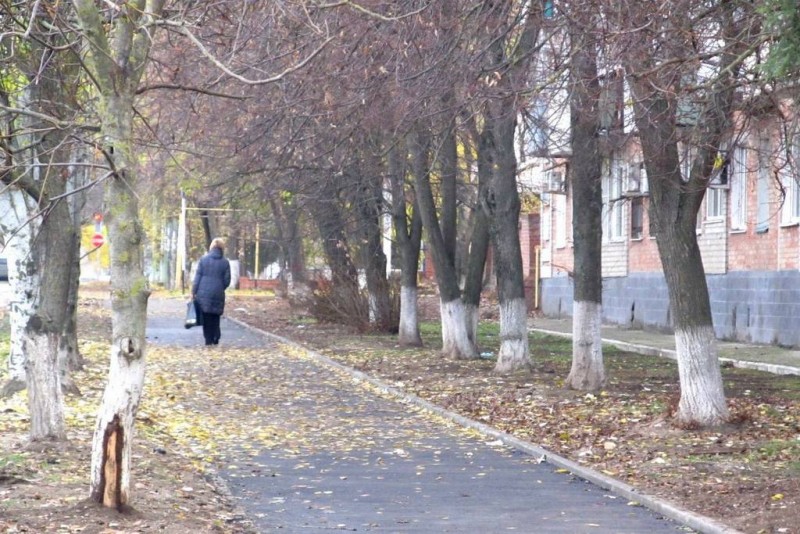 В Ейске отремонтировали участок тротуара по улице С. Романа