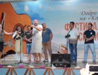 На Фестивале авторской песни и виноделия «Лоза и Муза»