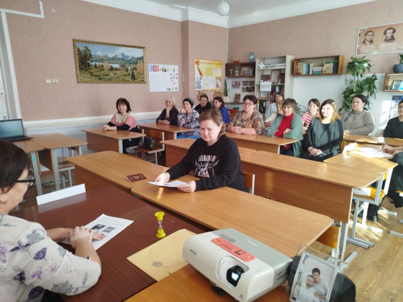 Сегодня в МБОУ СОШ 8 им. П. М. Гурьева ст-цы Копанской прошла акция "Итоговое собеседование по русскому языку для родителей"