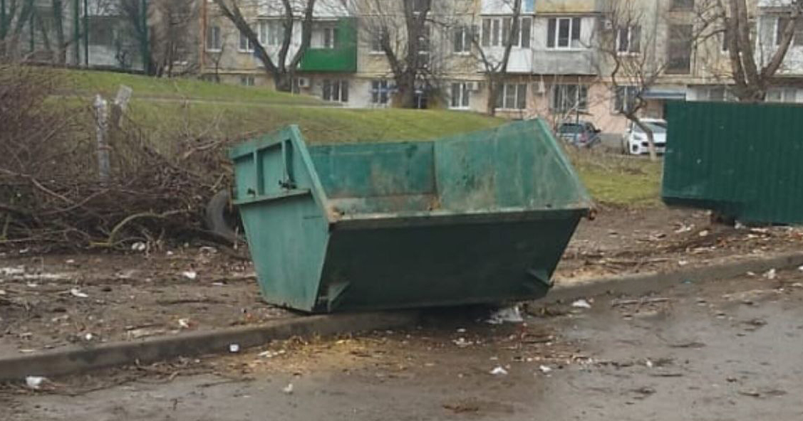 В Ейске проходит двухдневная акция по уборке и наведению чистоты