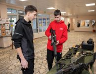 В Ейском полипрофильном колледже прошла выставка военной техники и снаряжения
