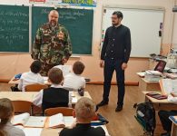 Школьникам Ейского района рассказали о работе волонтеров в зоне СВО