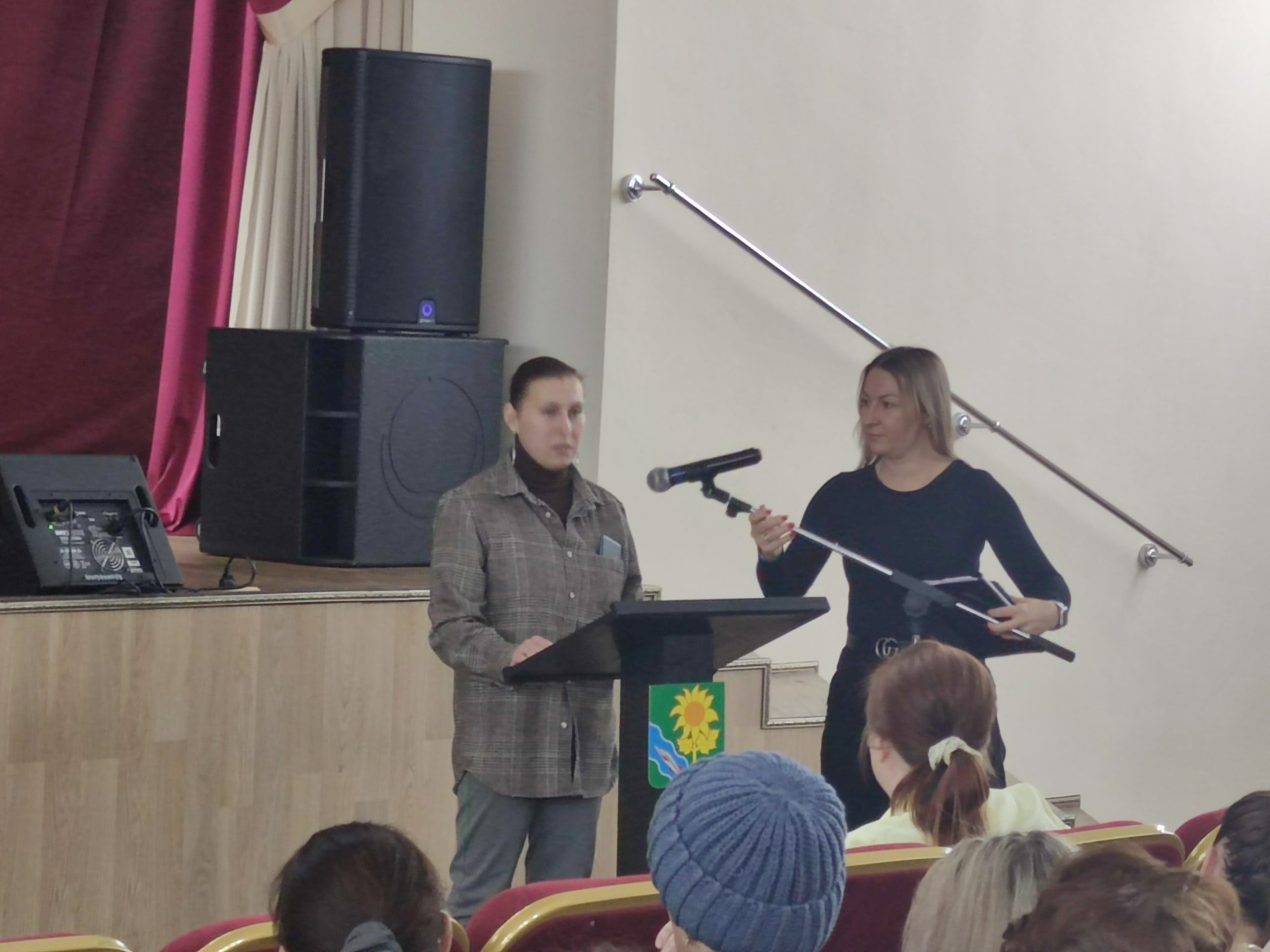 Гнойный нарыв ейских воспитателей проколот. Скоро станет легче!