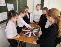 В МБОУ СОШ №8 ст. Копанской торжественно отметили Международный день родного языка