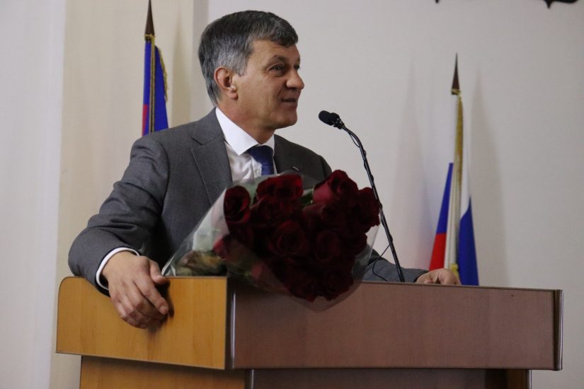 Глава Ейска Дмитрий Кияшко досрочно сложил свои полномочия