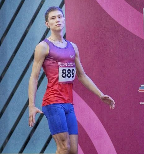 Ейский спортсмен завоевал серебро на всероссийских соревнованиях по лёгкой атлетике