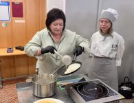 В Ейском полипрофильном колледже ярко и вкусно отметили Масленицу!