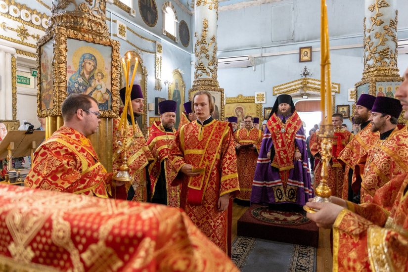 В храме Архистратига Михаила прошёл трогательный «Праздник птиц» 