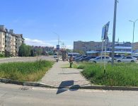 В Ейске продолжается плановый покос травы