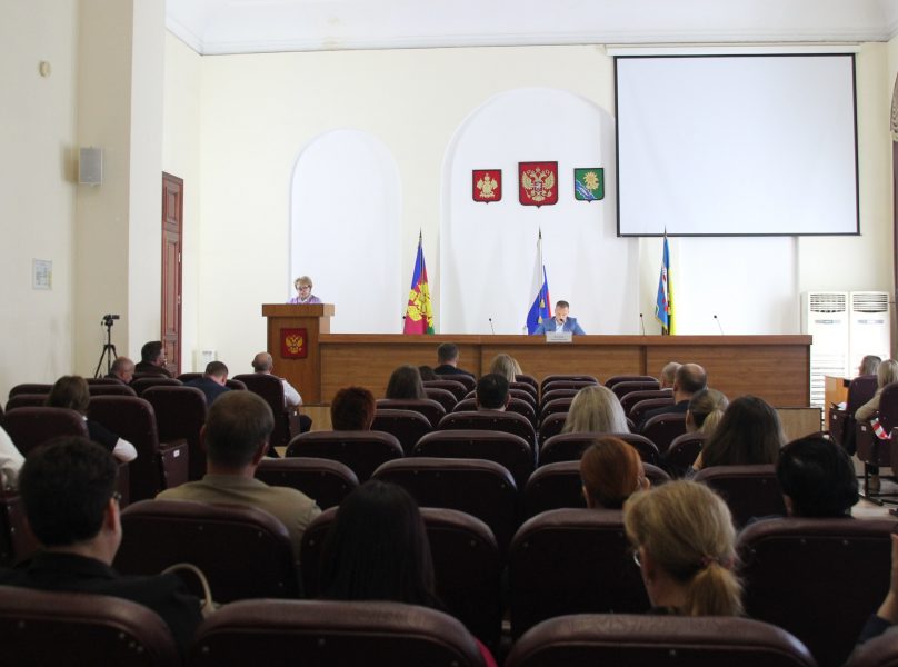 В Ейске усилят работу по отлову безнадзорных животных и борьбе с клещами