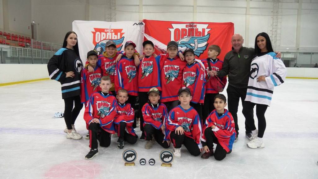 Юные хоккеисты спортшколы "Мечта" завоевали серебро на турнире «Косатка»