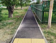 В Александровке появился новый тротуар на улице Советской