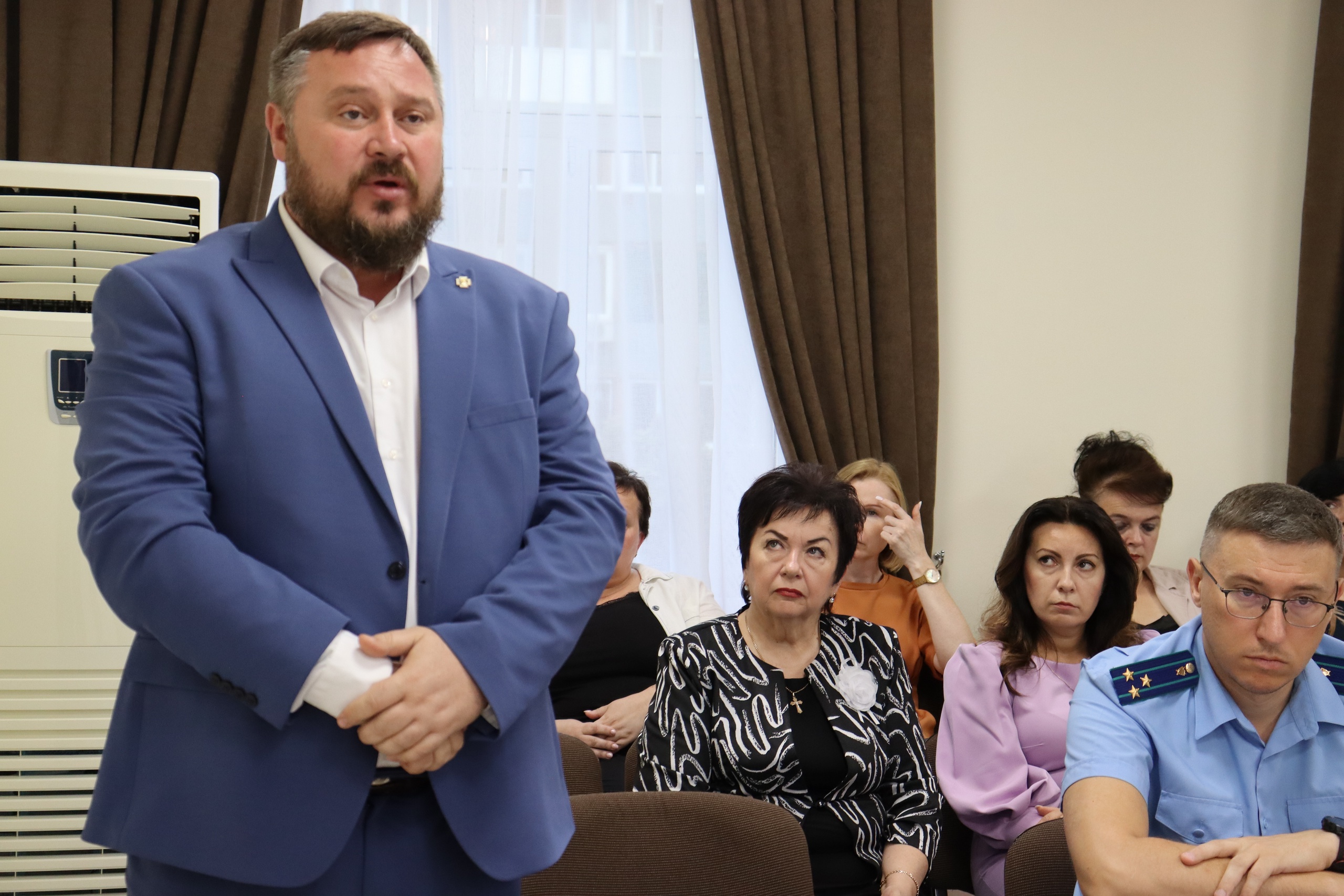Состоялась очередная сессия Совета МО Ейский район