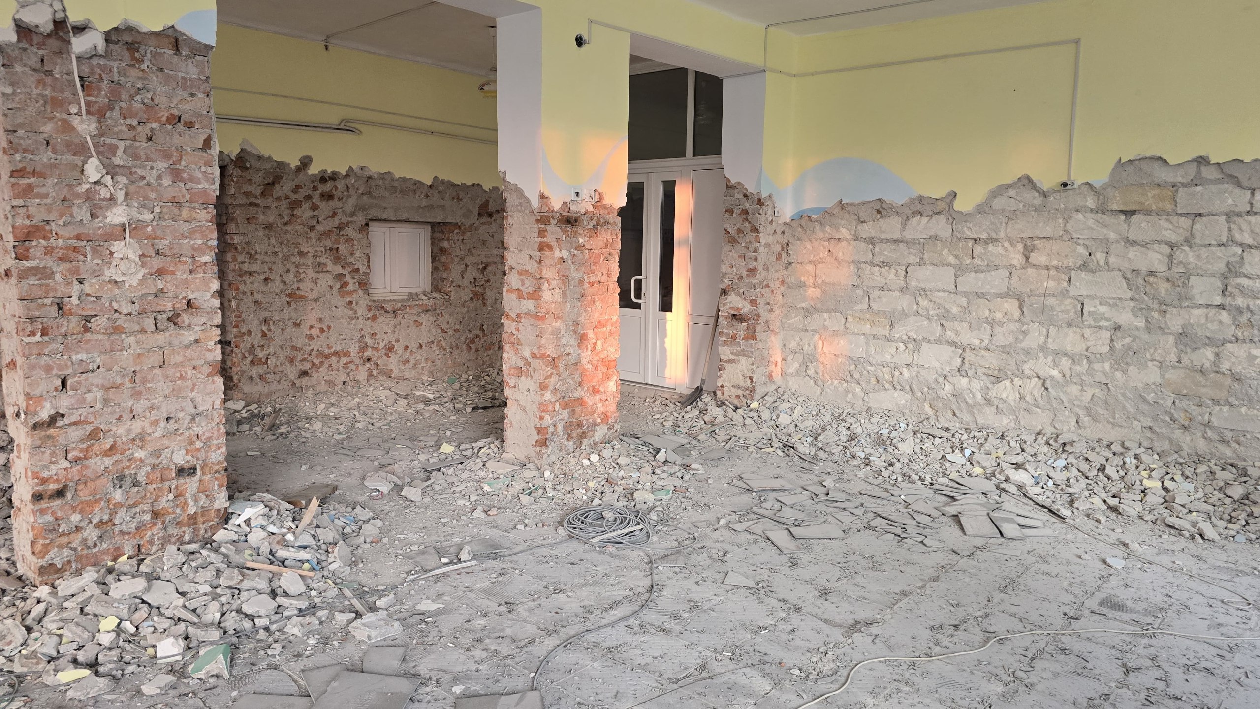 В школах Ейского района идёт масштабный ремонт пищеблоков 