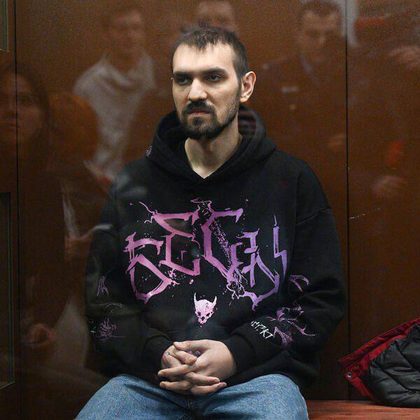 Комик из Ейска Артемий Останин включён в список экстремистов и террористов