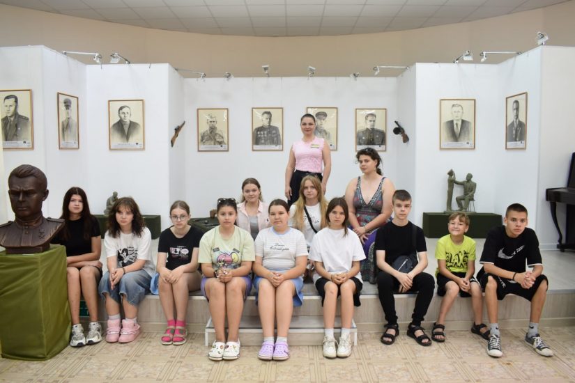 Ейским школьникам провели экскурсию, посвященную 22 июня