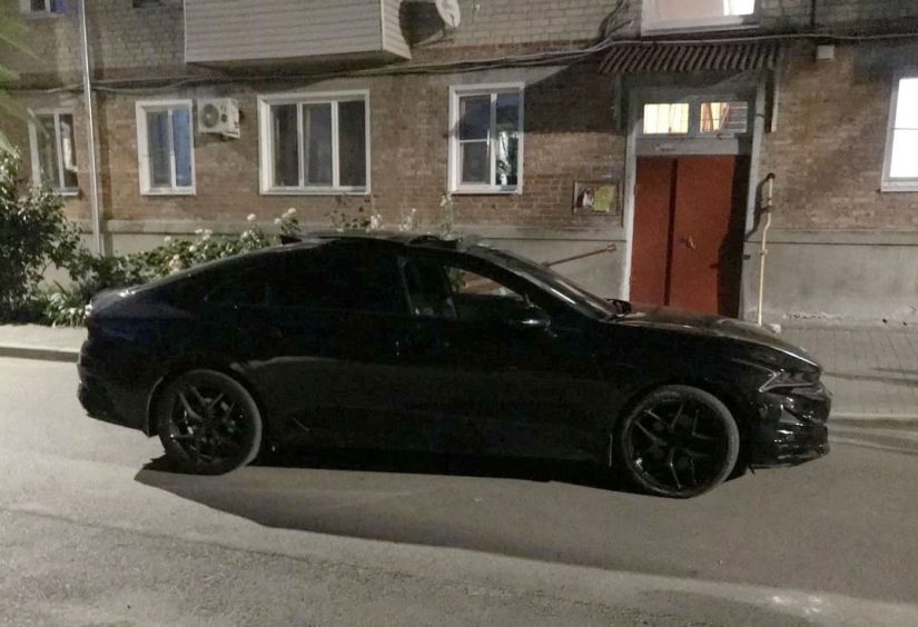 В Ейске под колесами автомобиля пострадал трехлетний ребенок