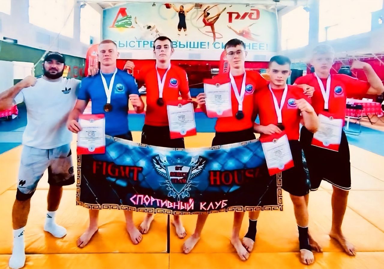 Ейские бойцы успешно выступили на чемпионате по панкратиону в Ростове-на-Дону