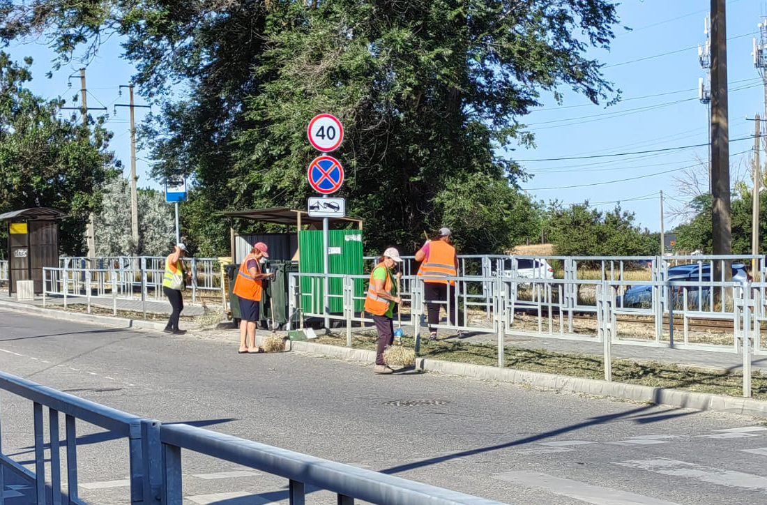 В городе ведется плановая работа по поддержанию чистоты городских территорий