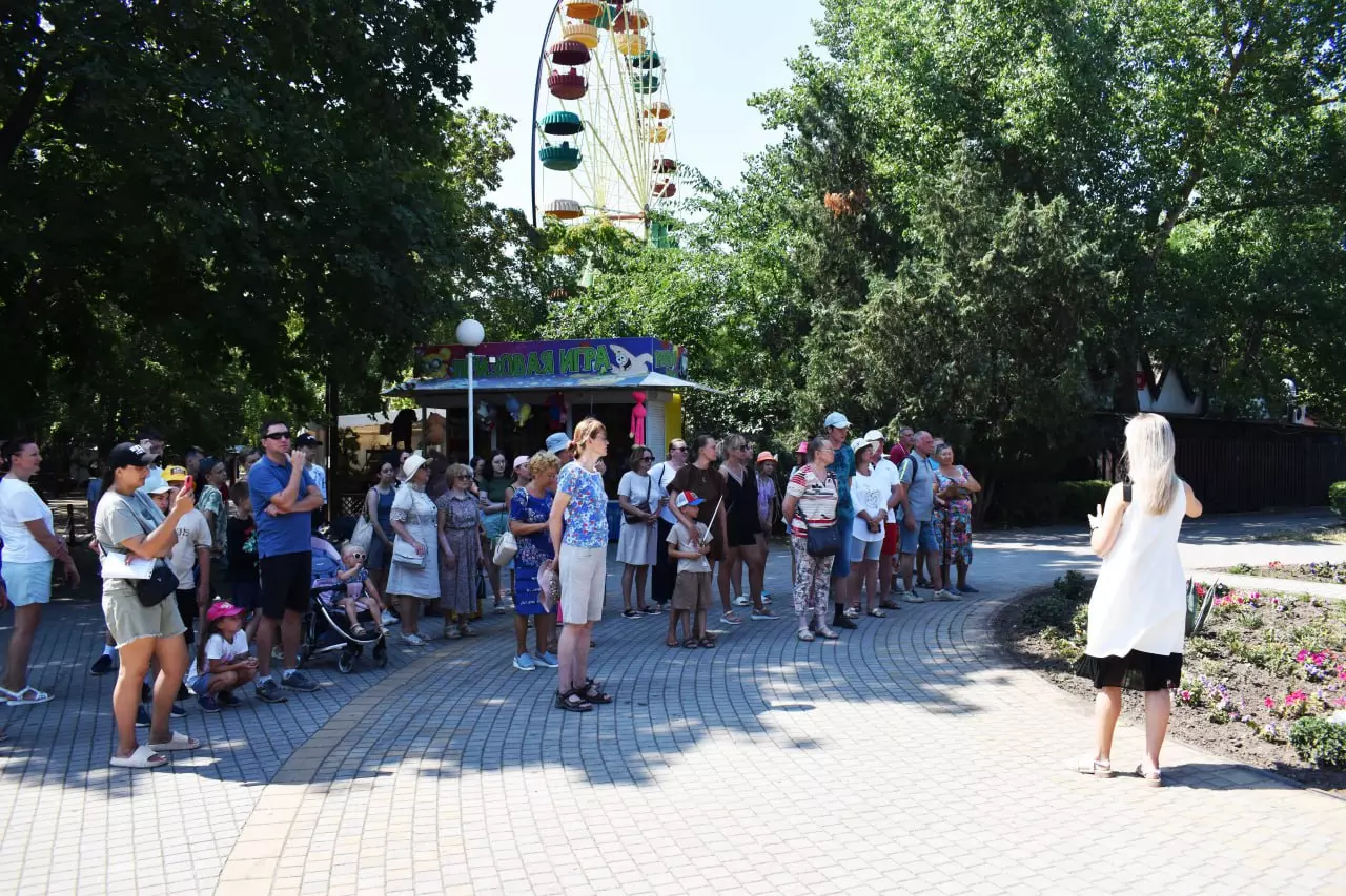 В Ейске отпраздновали День рождения парка Поддубного увлекательной экскурсией