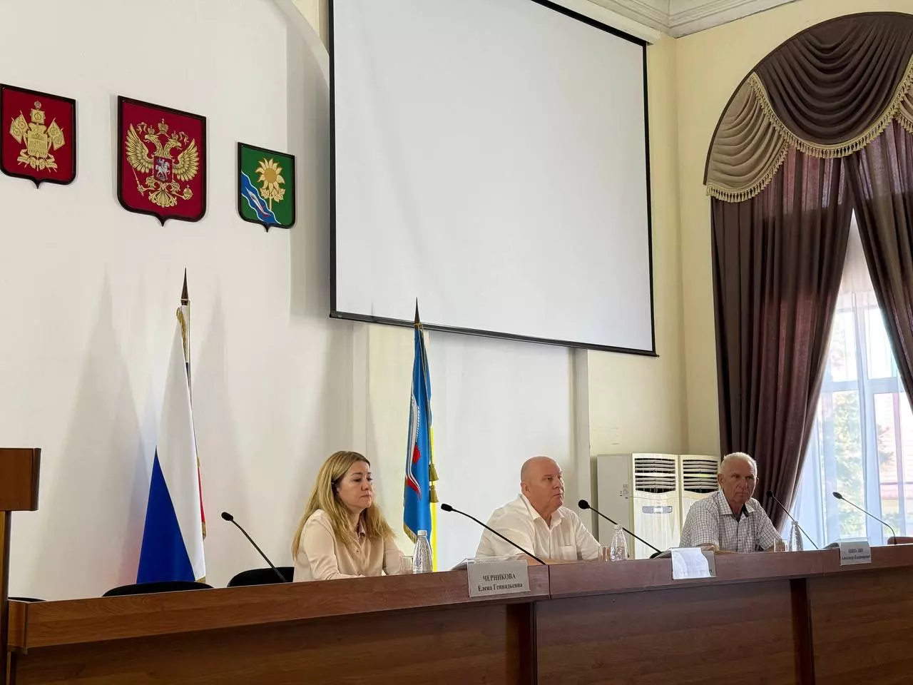 В Ейском районе обсудили поддержку аграриев, пострадавших от засухи