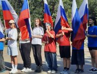 Студенты ЕПК отпраздновали День Государственного флага РФ