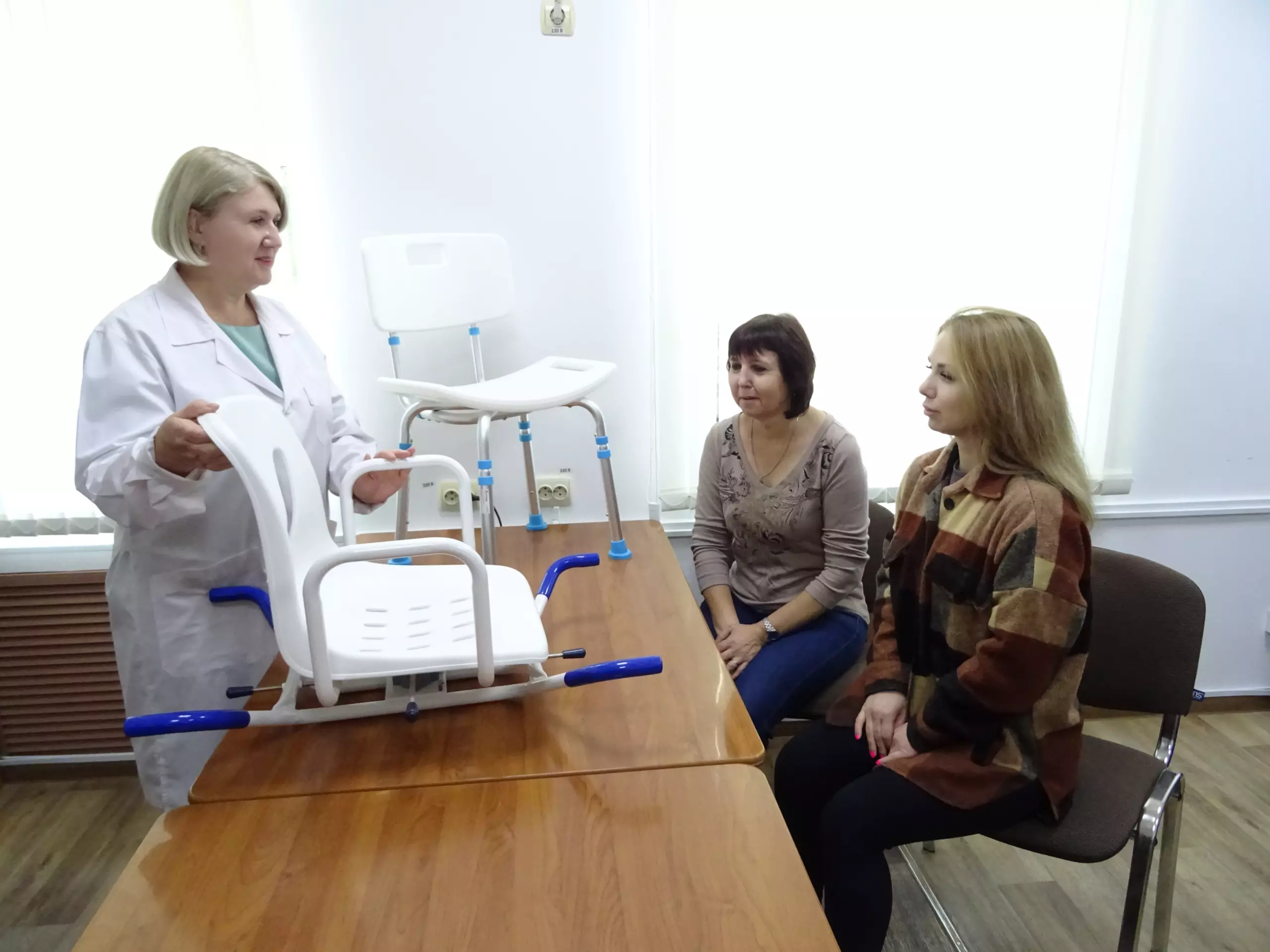 Бесплатная «Школа ухода» для родственников пожилых людей открылась в Ейске