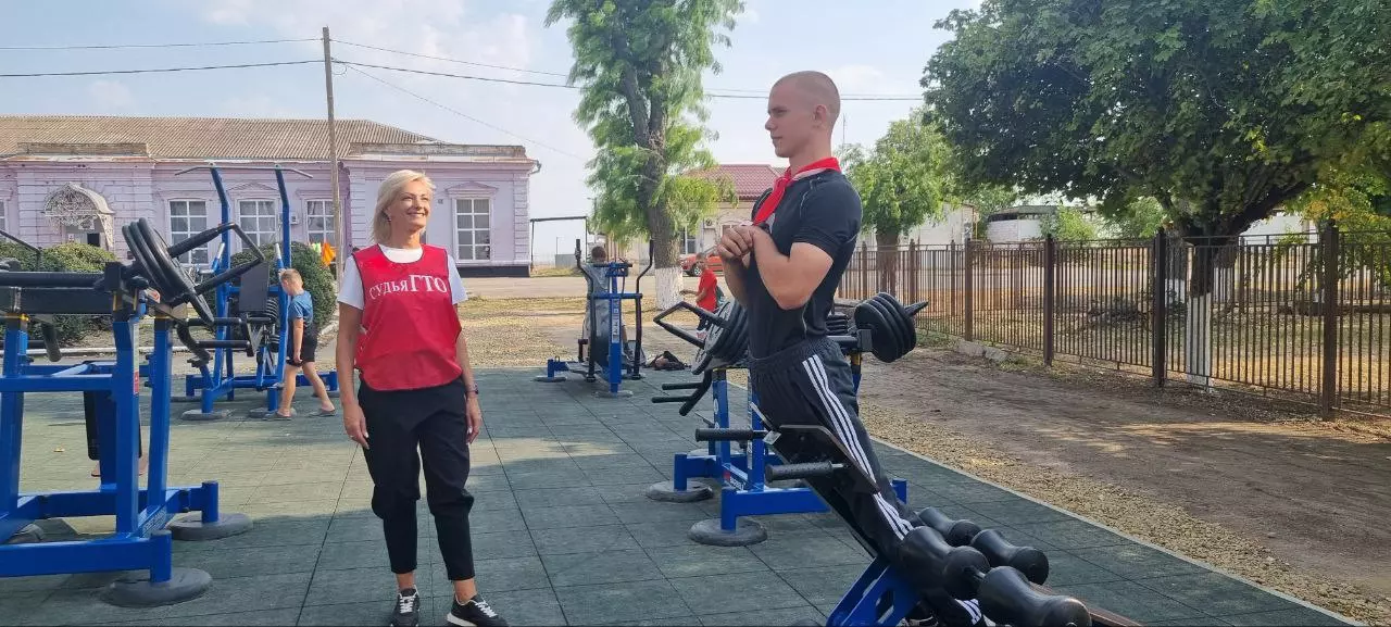 В станице Камышеватской открыли новую площадку ГТО