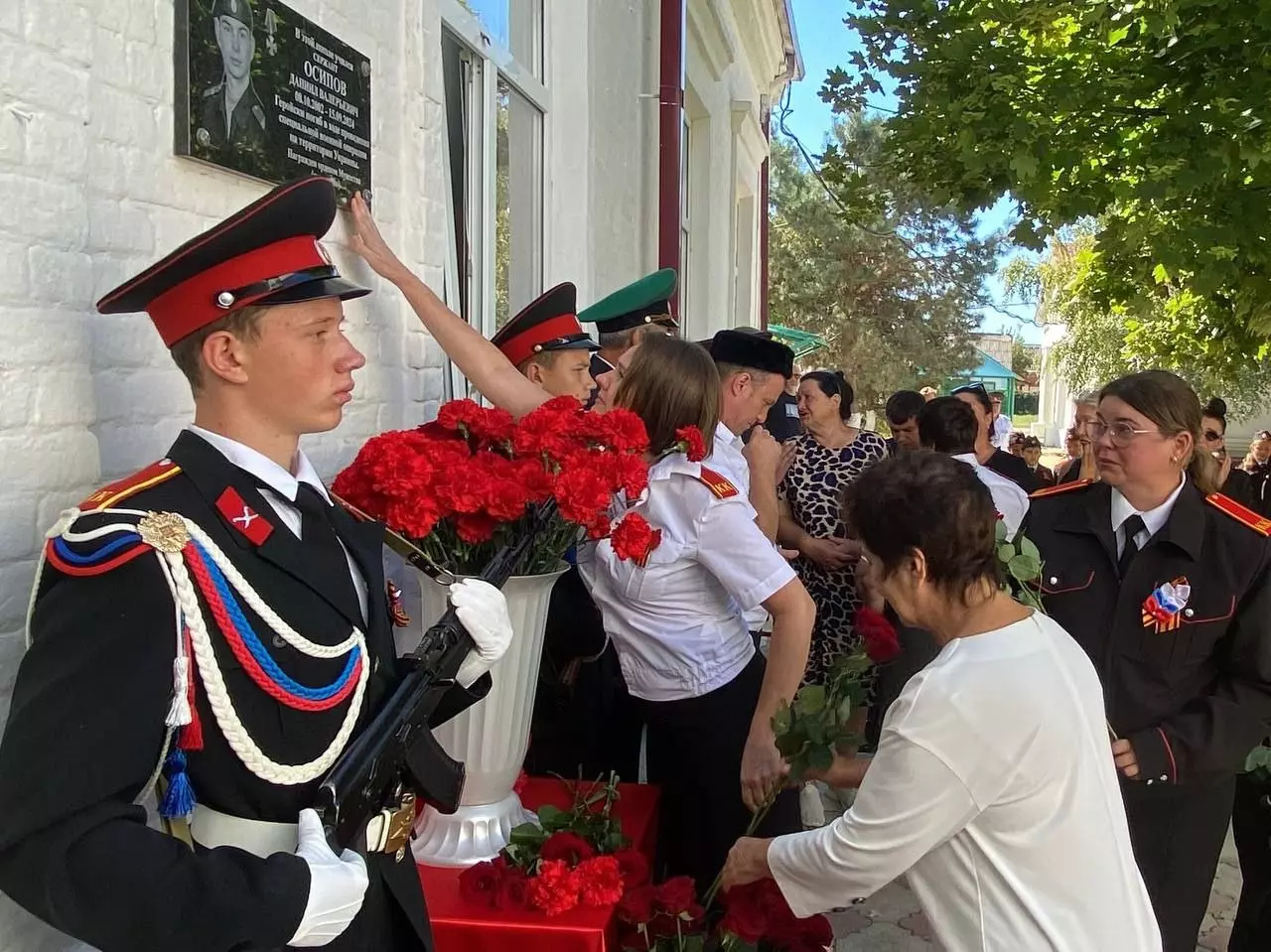 В школе ст. Должанской открыли доску памяти героя СВО