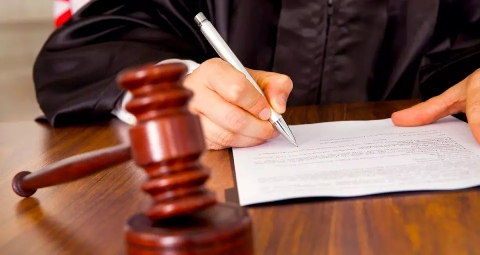 Житель Ейска потерял 1,6 млн рублей при покупке несуществующего автомобиля