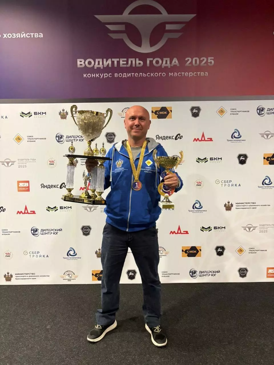 Ейский водитель стал лучшим на межрегиональном конкурсе «Водитель года — 2025»