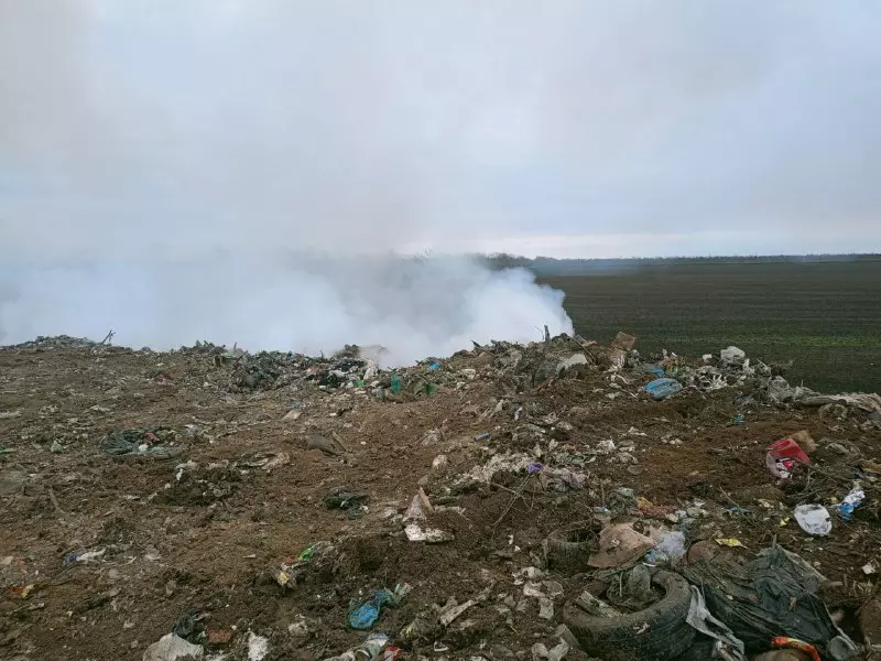 На полигоне ТКО в посёлке Симоновка произошёл локальный обвал грунта