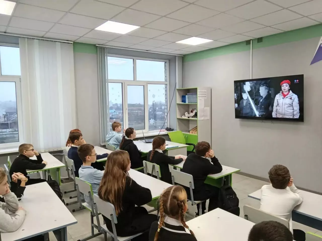 В школах Ейского района прошли уроки мужества «Подвигом славны твои земляки»