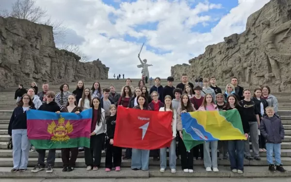 Ейские школьники на каникулах путешествовали по памятным местам России