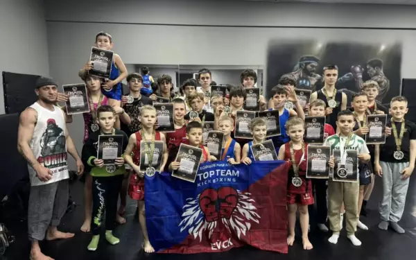 Бойцы «ТОП ТИМ» триумфально выступили на турнире по кикбоксингу