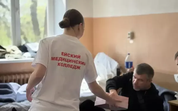Молодёжь Ейска и Приморско-Ахтарского района посетила военнослужащих в госпитале
