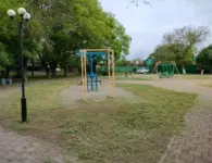 Коммунальные службы Ейска навели порядок в городе перед Последним звонком