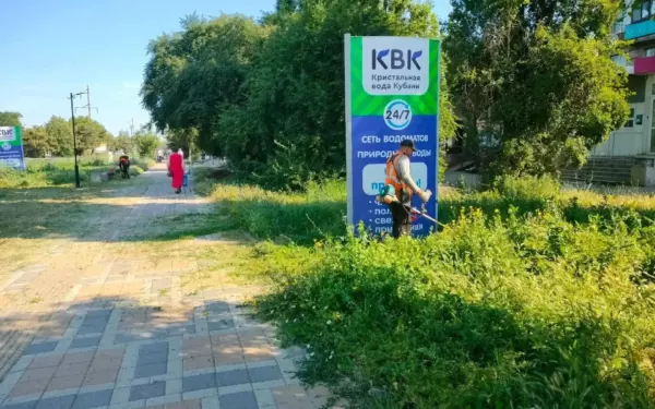 Коммунальщики продолжают борьбу за чистоту Ейска