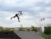 Глава района осмотрел спортивные объекты на улице Казачьей