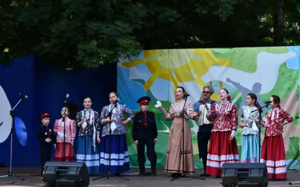 В Ейске стартовал VIII Межрегиональный фестиваль «Под покровом Петра и Февронии»