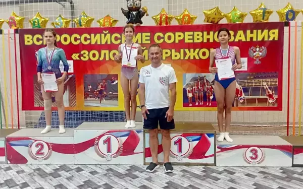 Ейские батутисты покорили «Золотой прыжок» в Таганроге