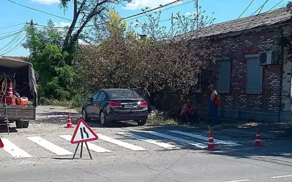 На улицах Ейска обновили дорожную разметку