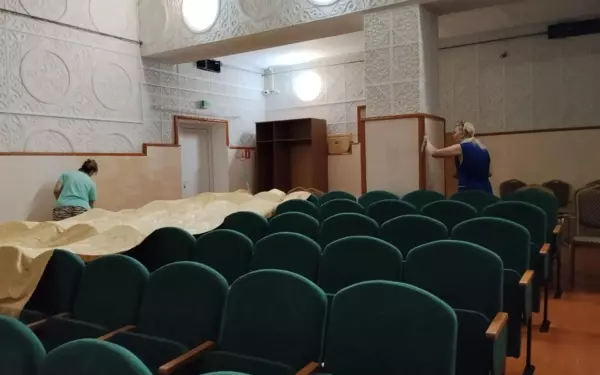 В СДК с. Кухаривка прошёл косметический ремонт зрительного зала