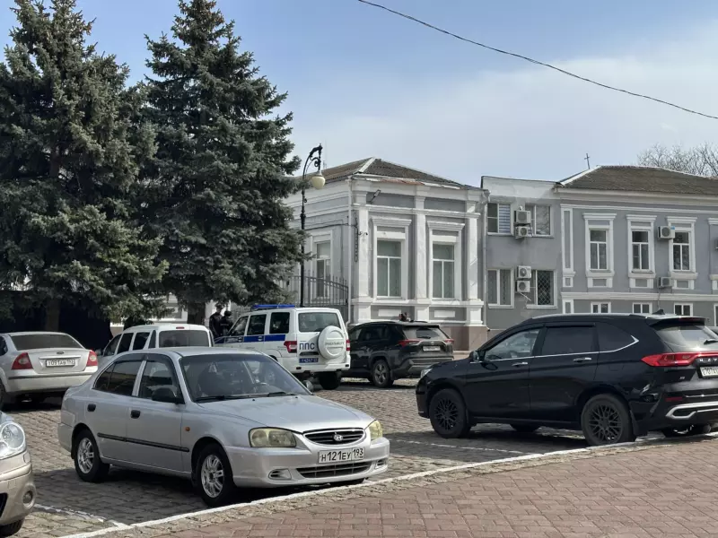 23 административных правонарушения и 4 преступления выявлено полицейскими Ейска