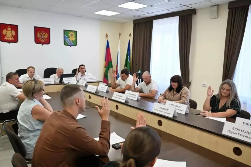Молодые депутаты Ейского района подвели итоги работы