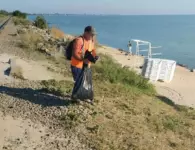 В Ейске продолжается уборка городских территорий