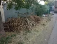 В Ейске продолжается уборка городских территорий