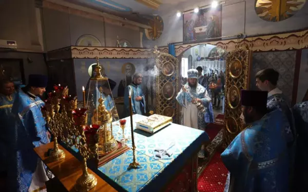 В праздник Успения Богородицы епископ Серафим совершил Литургию в кафедральном соборе Ейска