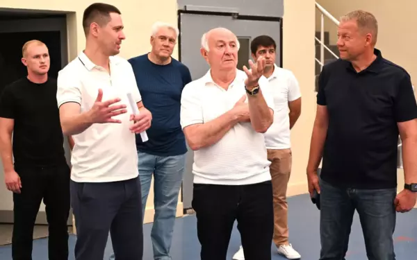 Николай Долуда оценил готовность спортивных объектов Ейска к новому учебному году